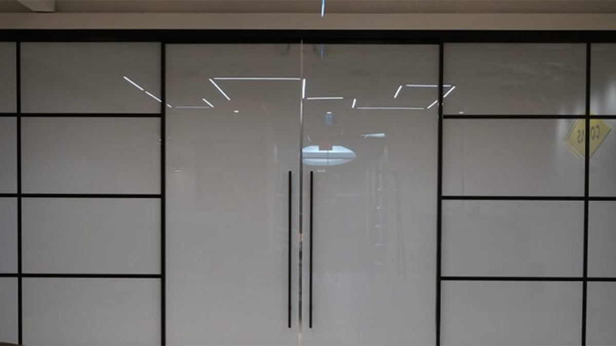 دلایل استفاده از شیشه ساتینا چیست؟