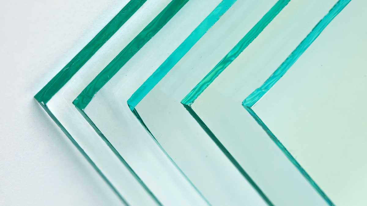  نحوه نصب شیشه سکوریت 