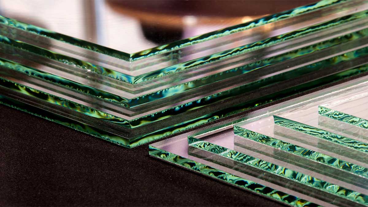 نحوه نصب شیشه سکوریت